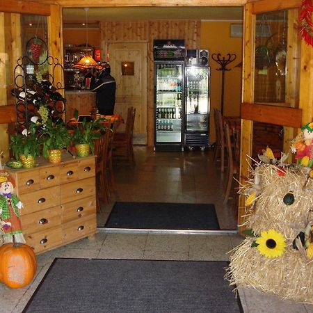 Kis-Duna Motel & Camping Mosonmagyaróvár 외부 사진